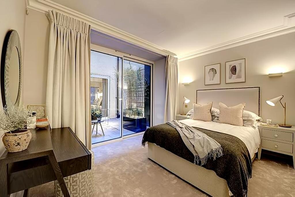 Stunning-hyde Park- 2bed-2bath Luxury Single Level * Londres
